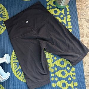 Black LuLuLemon long  Athletic Shorts size 6